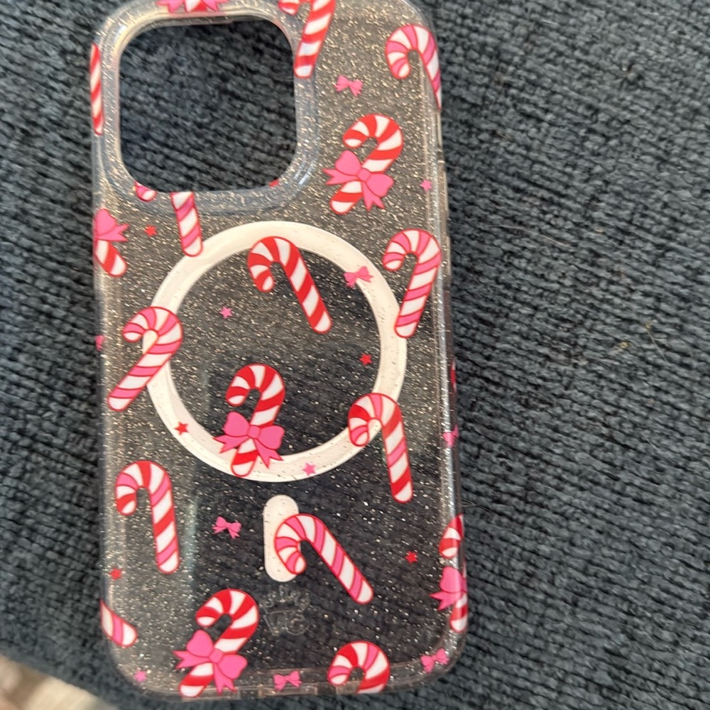 iPhone 14 Pro mag safe case